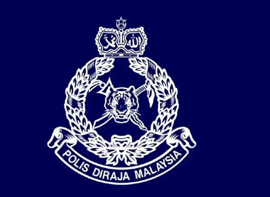 Keadian berlaku kira-kira jam 3.30 petang apabila pelajar berkenaan ditemukan terbaring di aras bawah berhampiran tangga