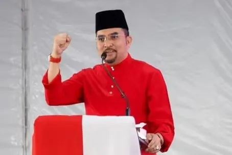 “Suka atau tidak, jika kita masih percaya dan mahu teruskan sistem sekolah berasrama, kerajaan mesti menyediakan peruntukan untuk lantik warden sepenuh masa 