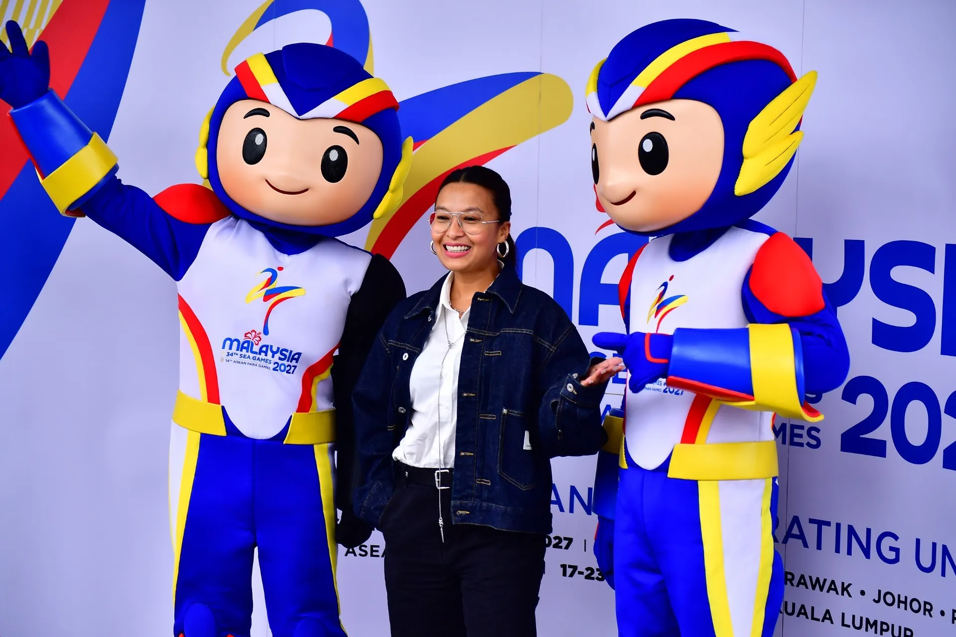 Pelakon popular tanah air, Nabila Huda, hadir memeriahkan Jelajah Promosi Sukan SEA ke-34 dan Sukan Para ASEAN ke-14.