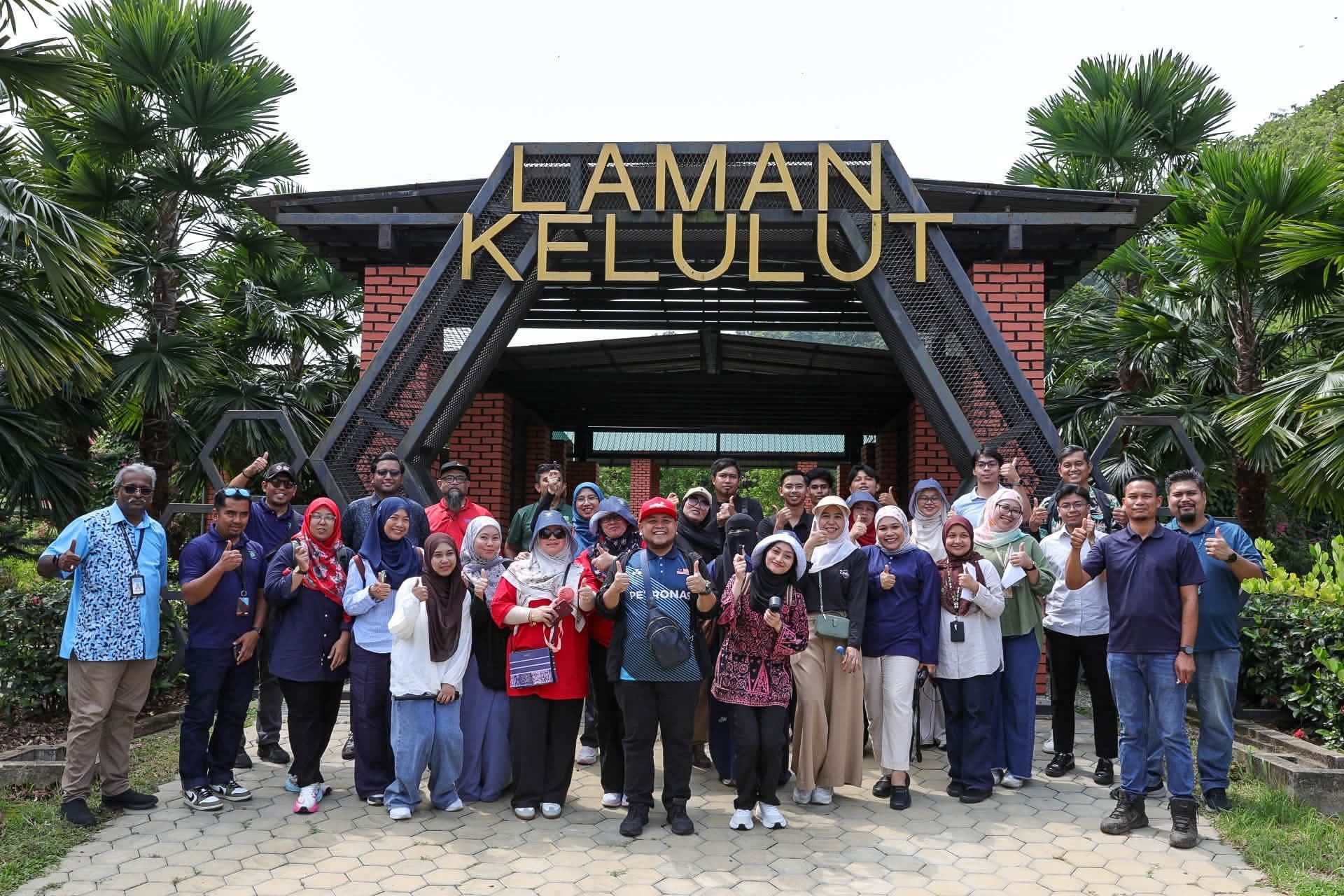 Banyak tempat menarik di Putrajaya sebagai destinasi pelancongan