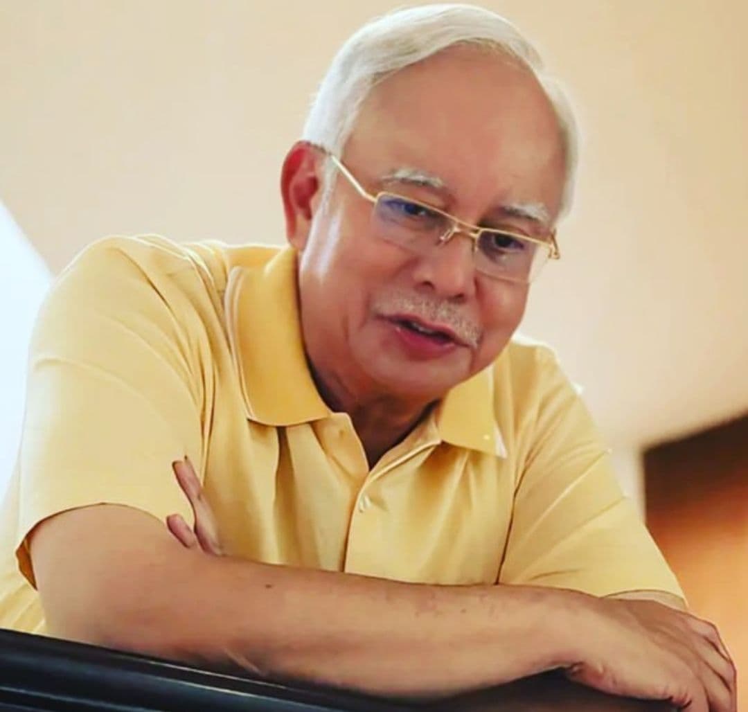Perintah tahanan di rumah itu dikenakan sehingga 23 Ogos 2028.