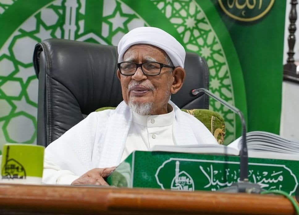 Menurut Hadi, pendekatan Pas memberi keutamaan kepada kepemimpinan Melayu Islam,