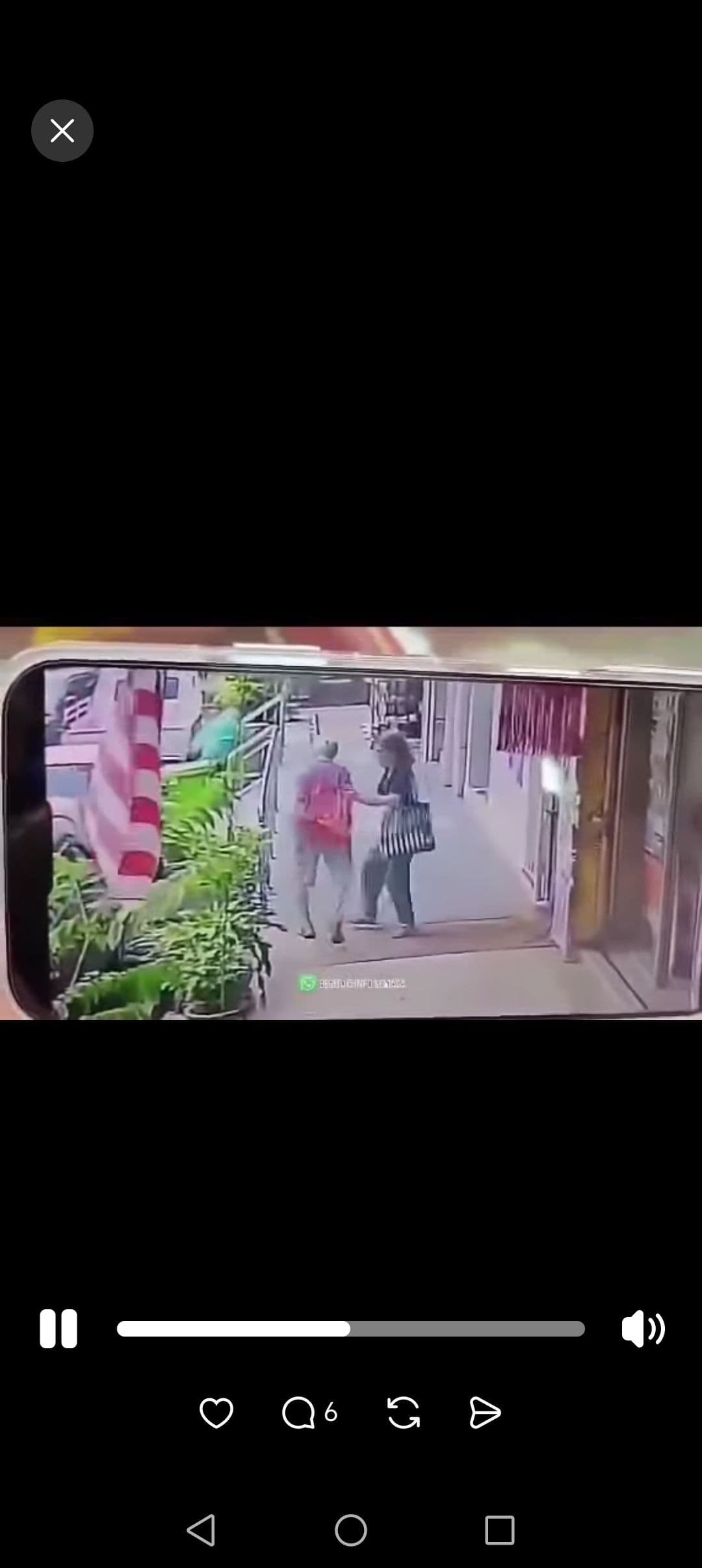 Wanita bekas calon Bebas PRU-15 ditahan, warga emas cedera ditolak ke dalam longkang