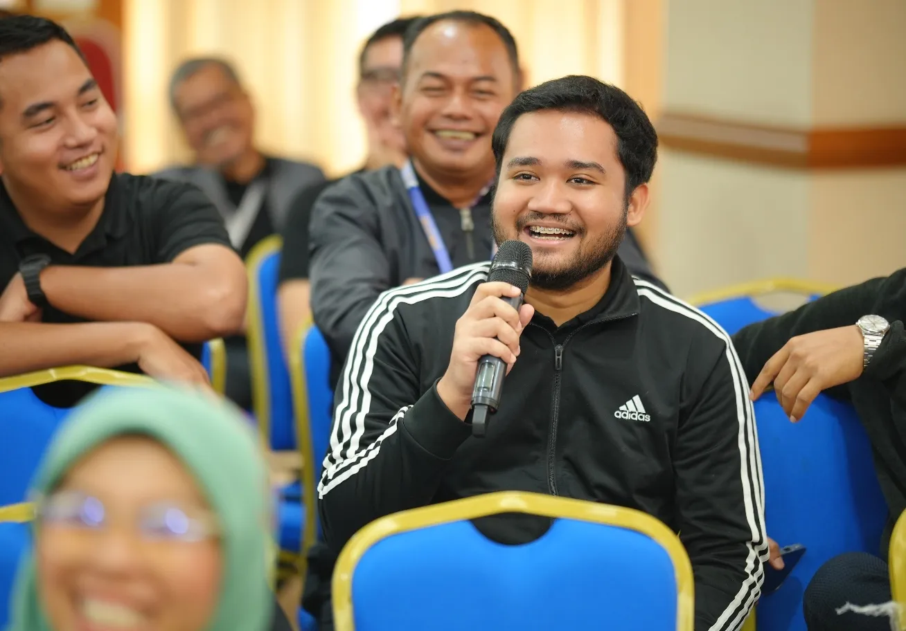 Pakar terapi emosi, Dr Hisham Dzakiria berkata, kesilapan lalu tidak semestinya menentukan masa depan seseorang,