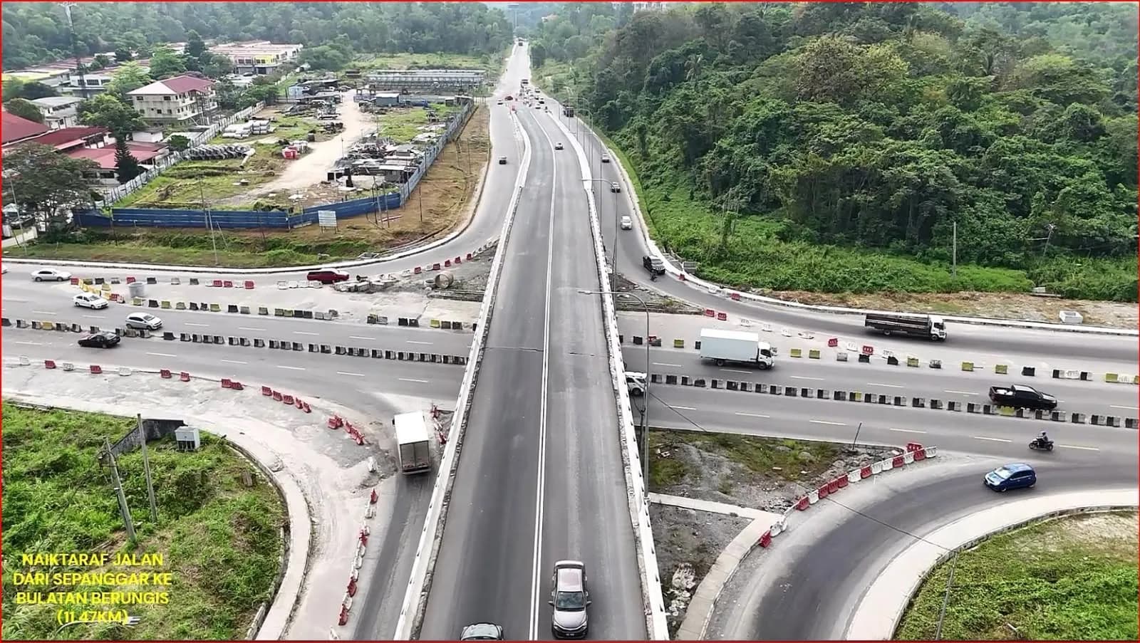 Projek Lebuhraya Pan Borneo Sabah Fasa 1.