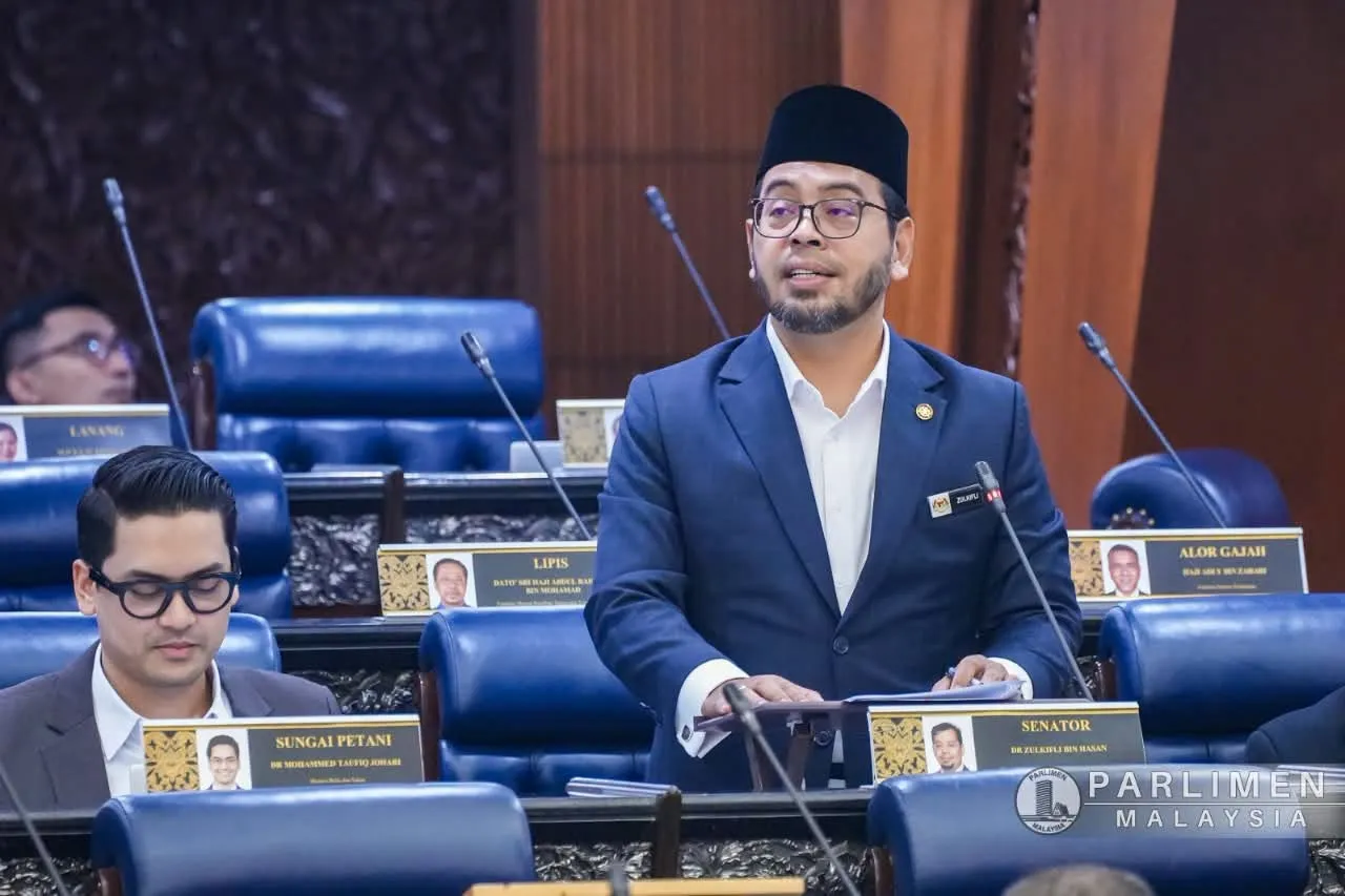 Menteri di Jabatan Perdana Menteri (Hal Ehwal Agama), Dr. Zulkifli Hasan.